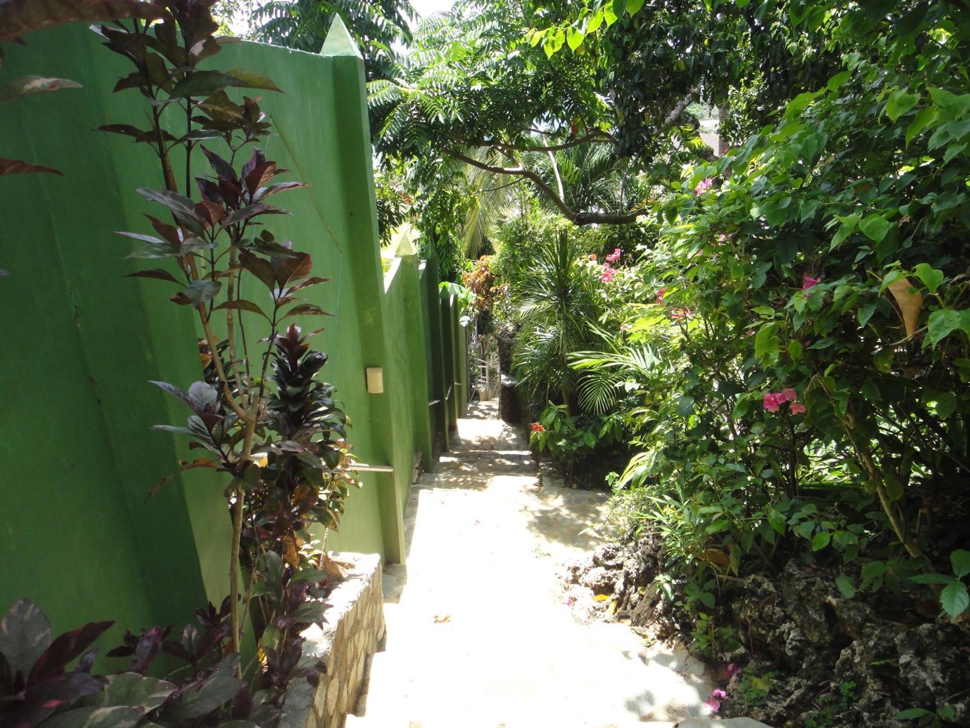 Argonauta Boracay Apartment Suites And Villas Boracay Island Extérieur photo